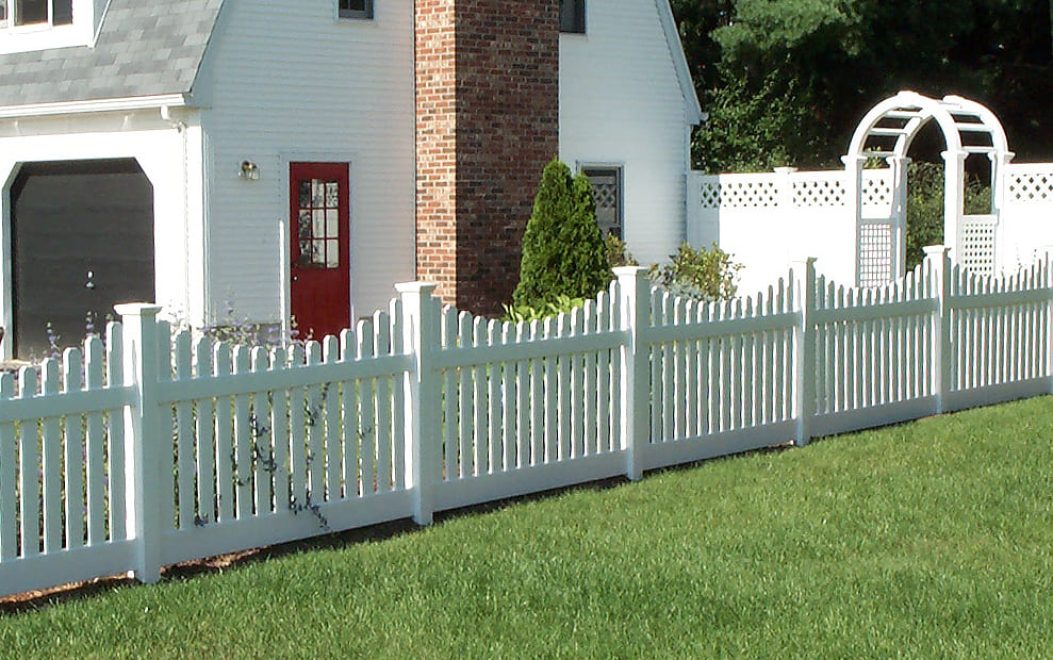 3 Picket - scalloped dog earred CONTEMPORARY picket AND PRIVACY TONGUE AND GROOVE WITH LATTICE TOP AND ARBOR WITH GATE Vinyl