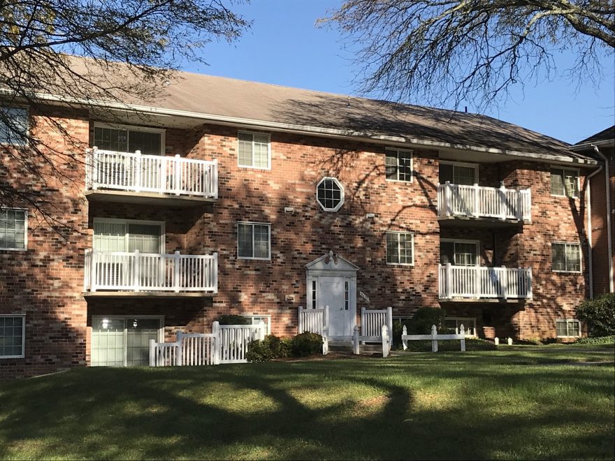 Dunhill Apartments White Vinyl Balcony Railing Replacement 3