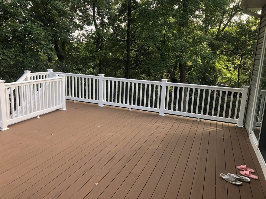 TimberTechTerrain Brown Oak Decking with White Washington Vinyl Railing