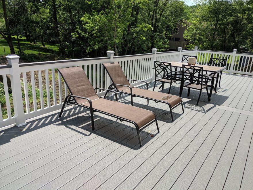 Trex Select Pebble Gray Deck Boards with White Lincoln Vinyl Railing with matching cocktail rail in Annapolis MD 2