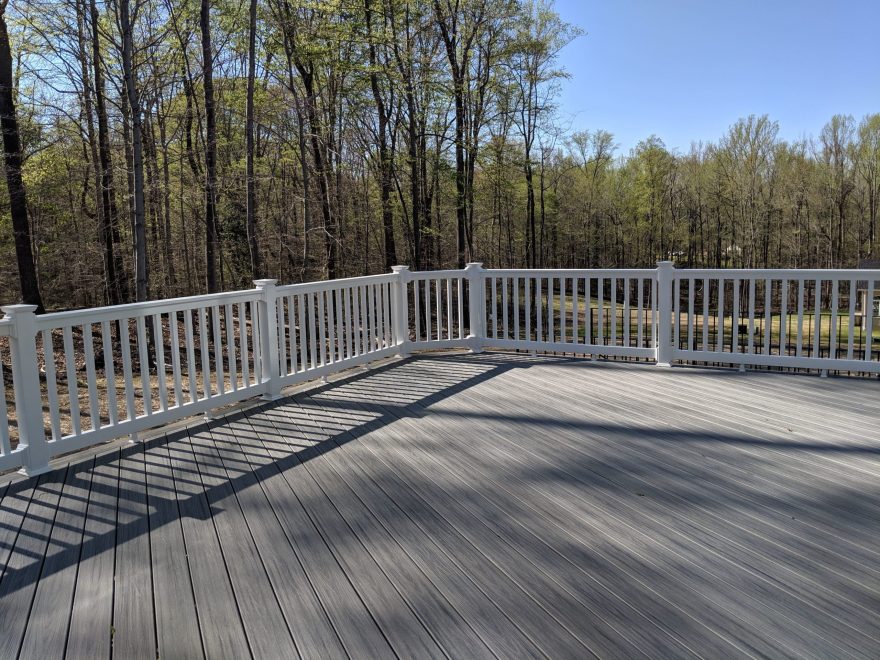 Trex Transcend Island Mist Decking installed in Diagonal Pattern with White Washington Vinyl Railing