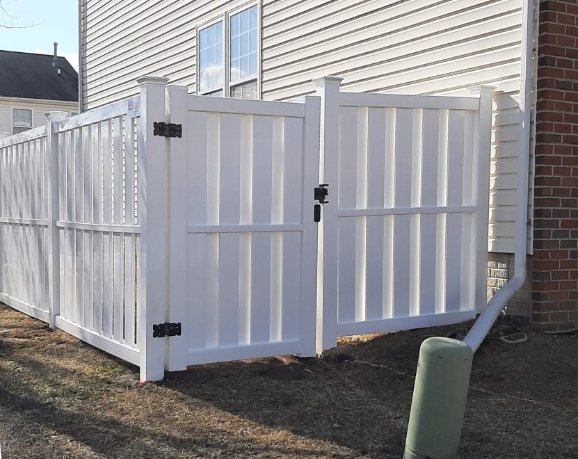 White Vinyl Board on Board Privacy Fence with Walk Gate